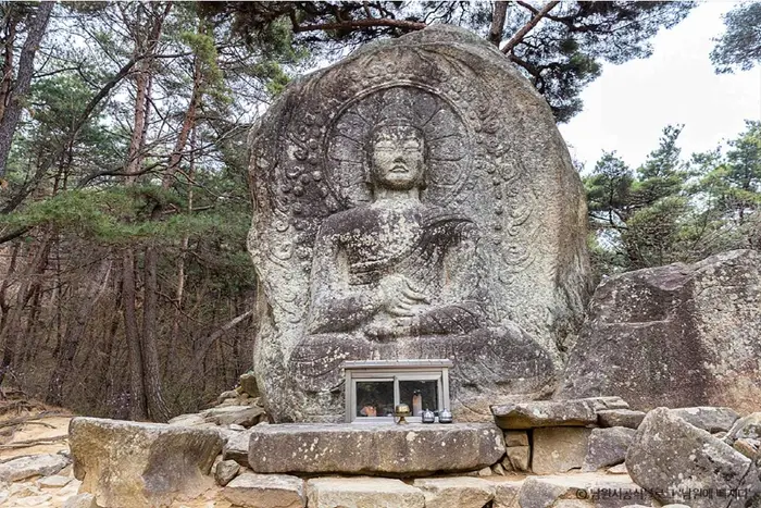 남원 신계리 마애여래좌상 · 관광지