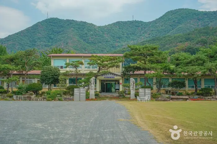 미리벌민속박물관 · 문화시설