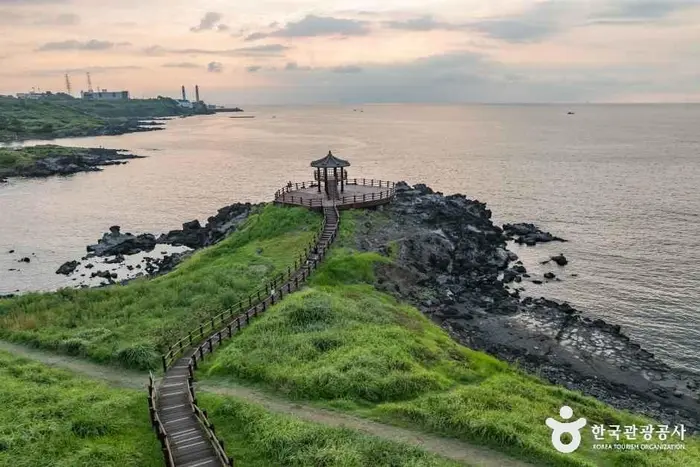 닭머르해안길 · 관광지