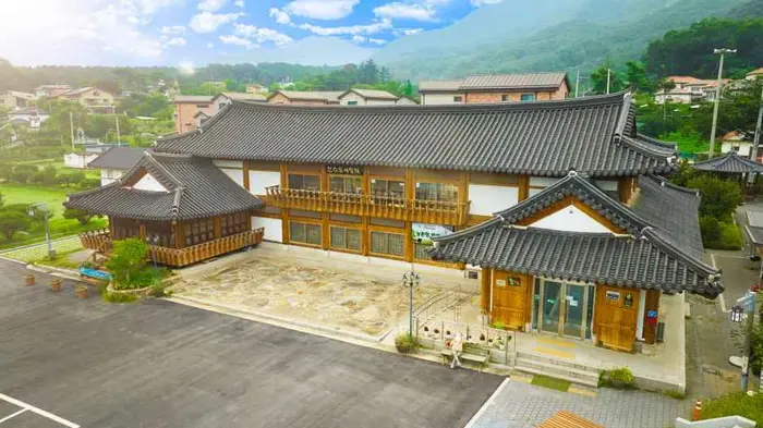 산수유사랑채 · 숙박