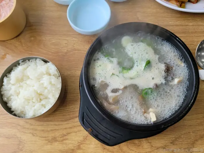 방구리토종순대국 · 음식점