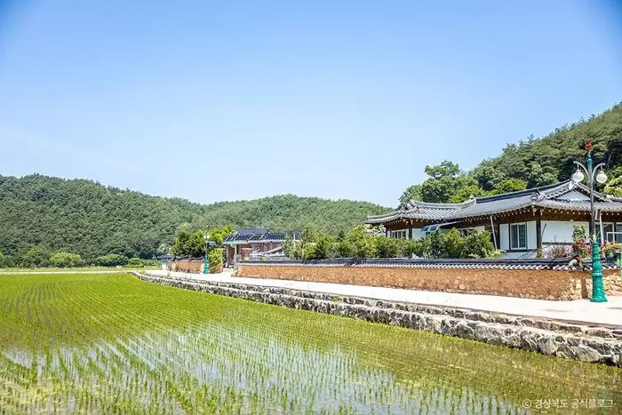 봉화닭실마을 · 관광지