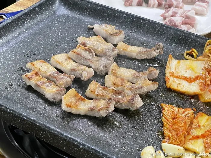 신사강정육점식당 · 음식점