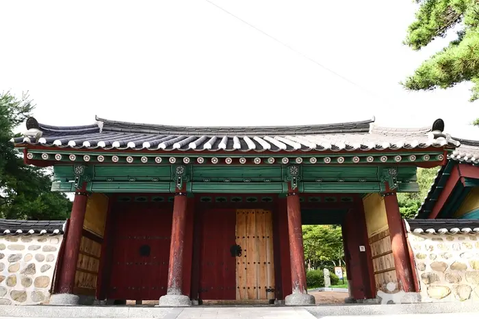 여수 충민사 · 관광지