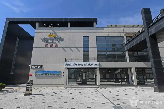금산다락원 · 문화시설