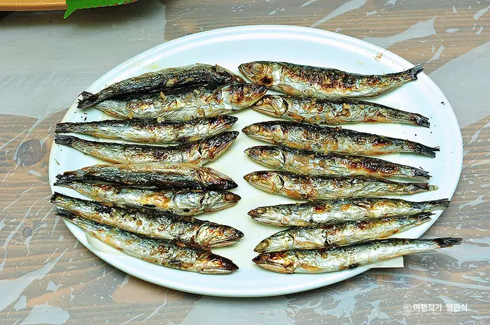 용암할매횟집 · 음식점
