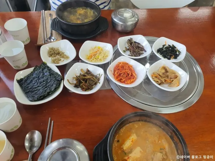 시골식당 · 음식점