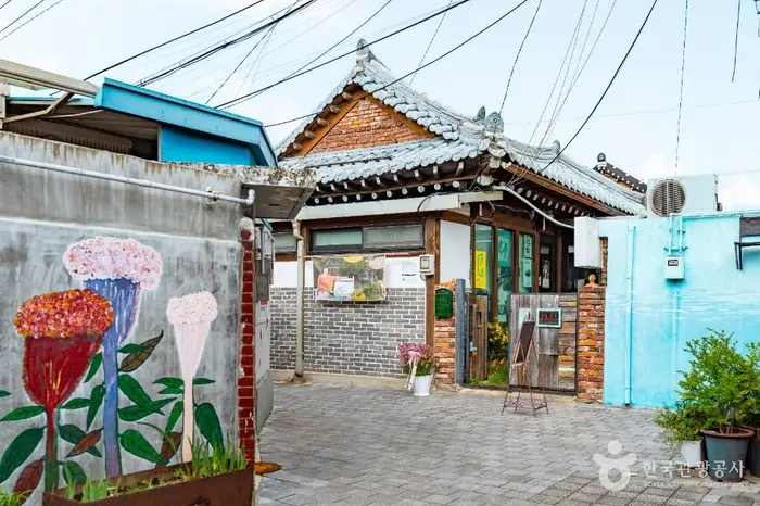 서학동사진미술관 · 문화시설