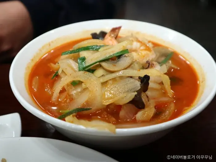 부영각 · 음식점