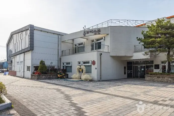 홍티예술촌 · 문화시설