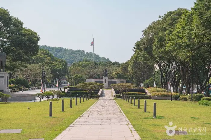 3.1독립선언기념탑 · 관광지