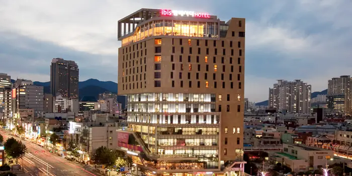 이비스 앰배서더 부산 시티센터 · 숙박