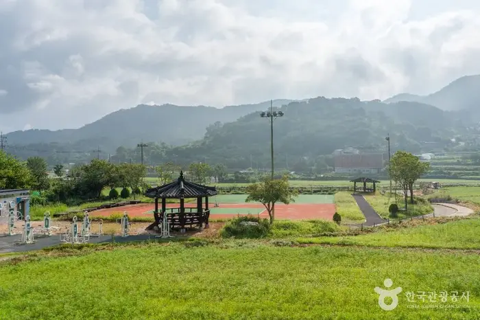 장동만남공원 · 관광지