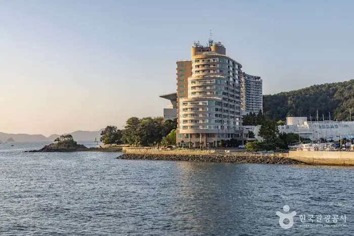 미륵도 관광특구 · 관광지